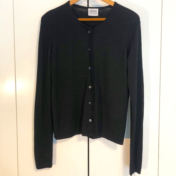 SOLD! Gianfranco Ferre Studio black cashmere/silk cardigan - Picture 1 of 7